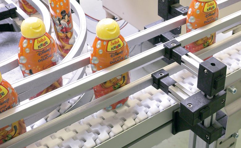 Side guiding system